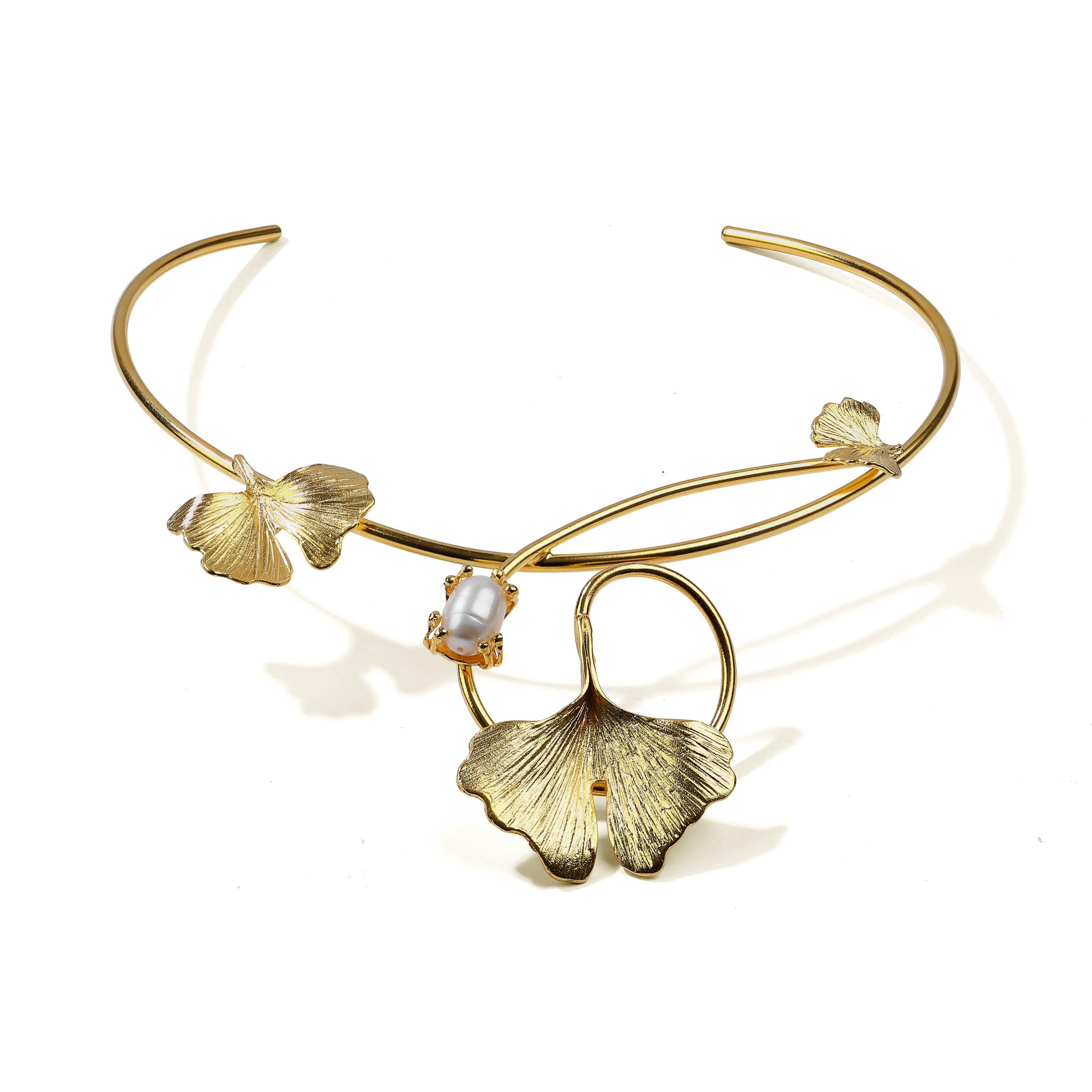 Elegant twisted pearl necklace for women