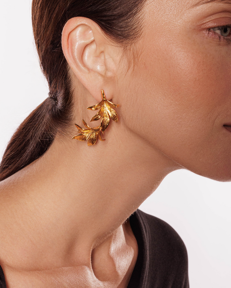 botanical lynyer earcuffs goldplated earrings jewellery nature inspired