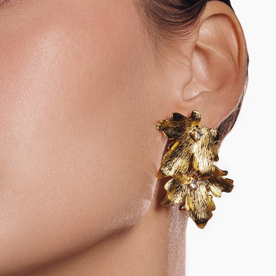 24K gold vine earcuff – dainty leaf design with sparkling zirconia stones