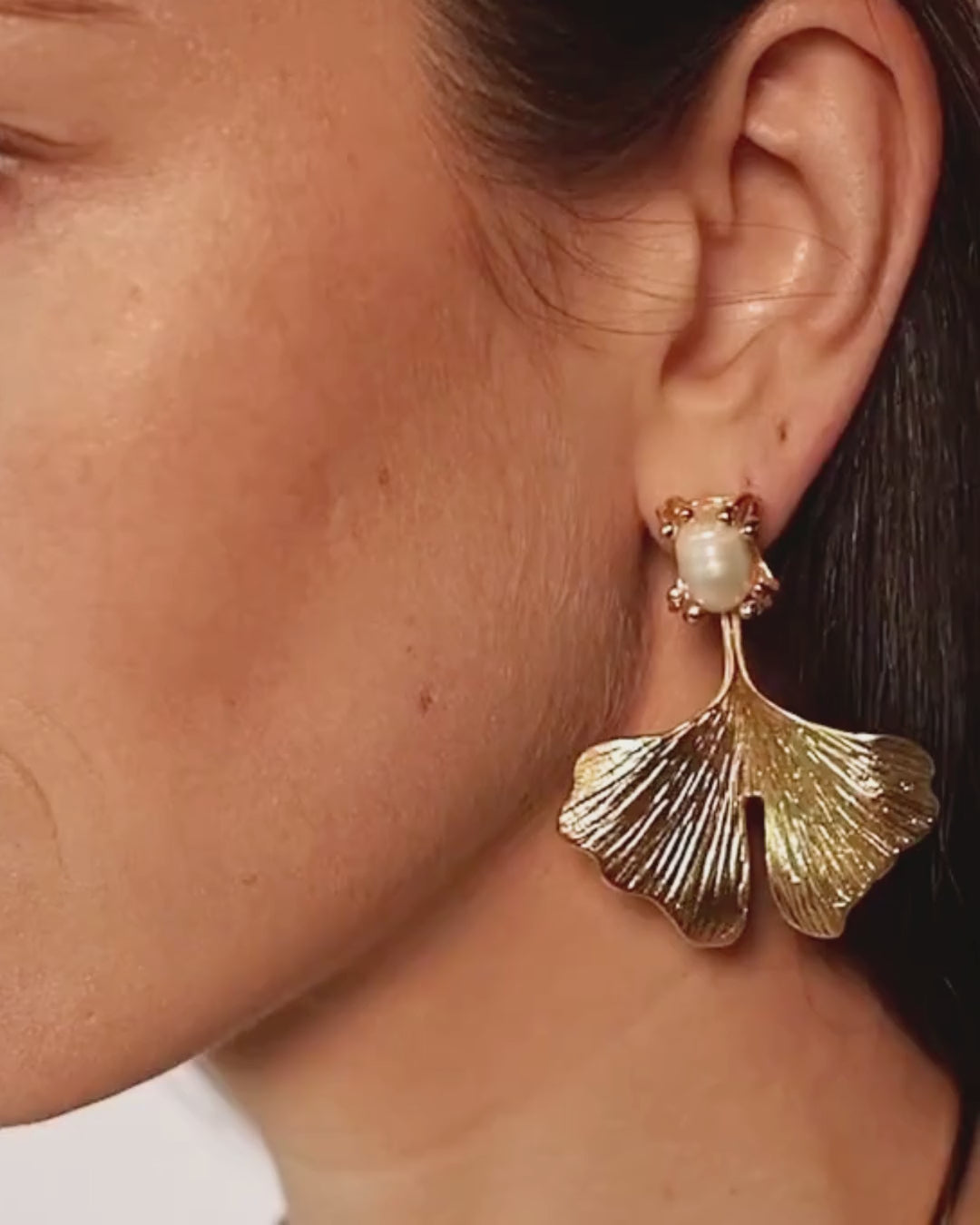 floral petal earring 24k gold plated with pearl detail