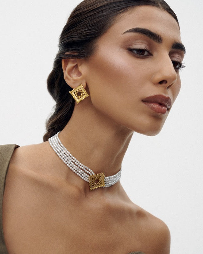 Ravi Pearl Choker