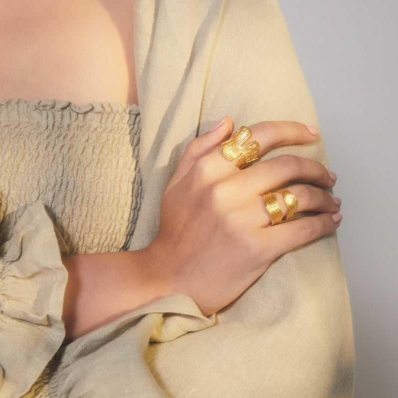 botanical abstract split lynyer silver gold two ring