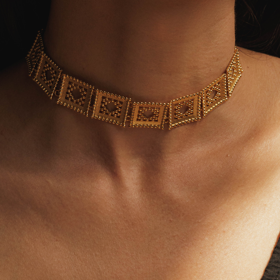 indian choker jewellery statement handmade gold plated lynyer closeup