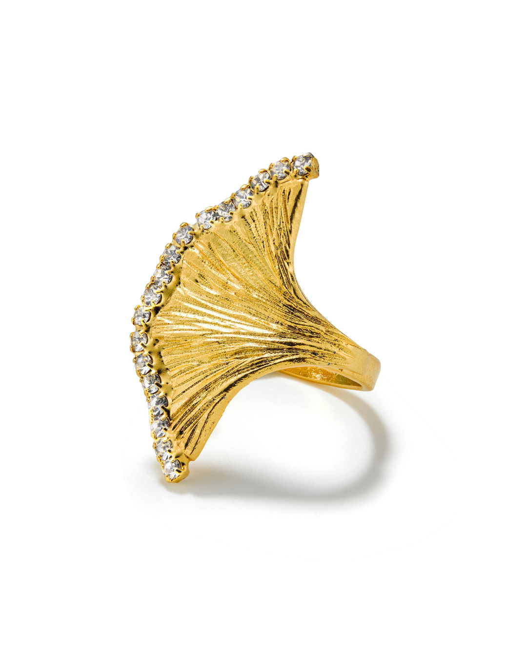 Gold floral ring with zirconia stones