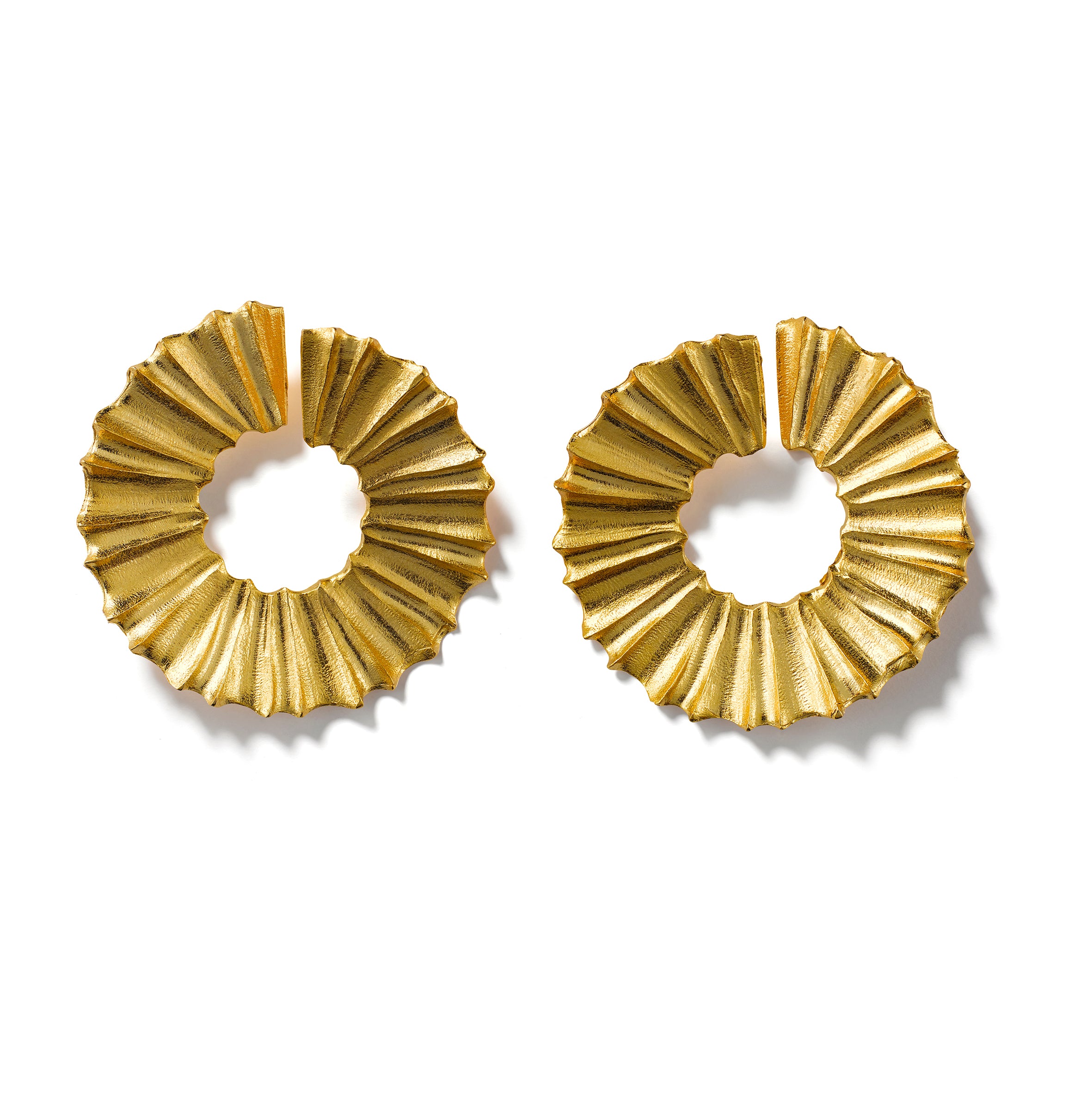 Botanical Pleated Earrings Gold