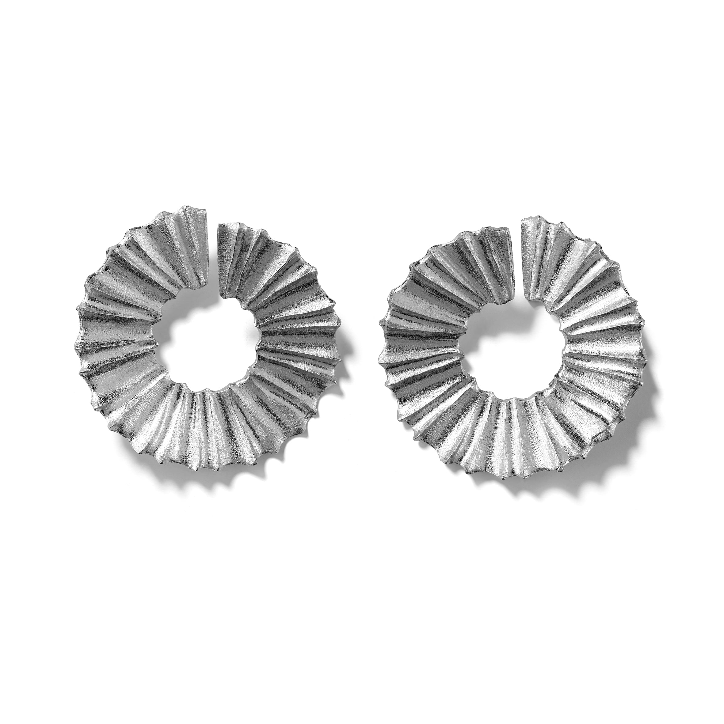 Botanical Pleated Earrings Silver