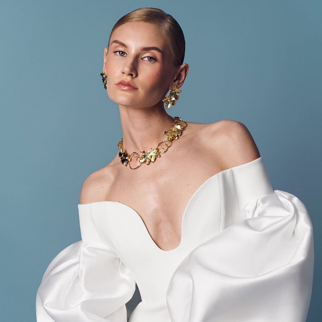 Stylish leaf earcuff and matching choker bridal set