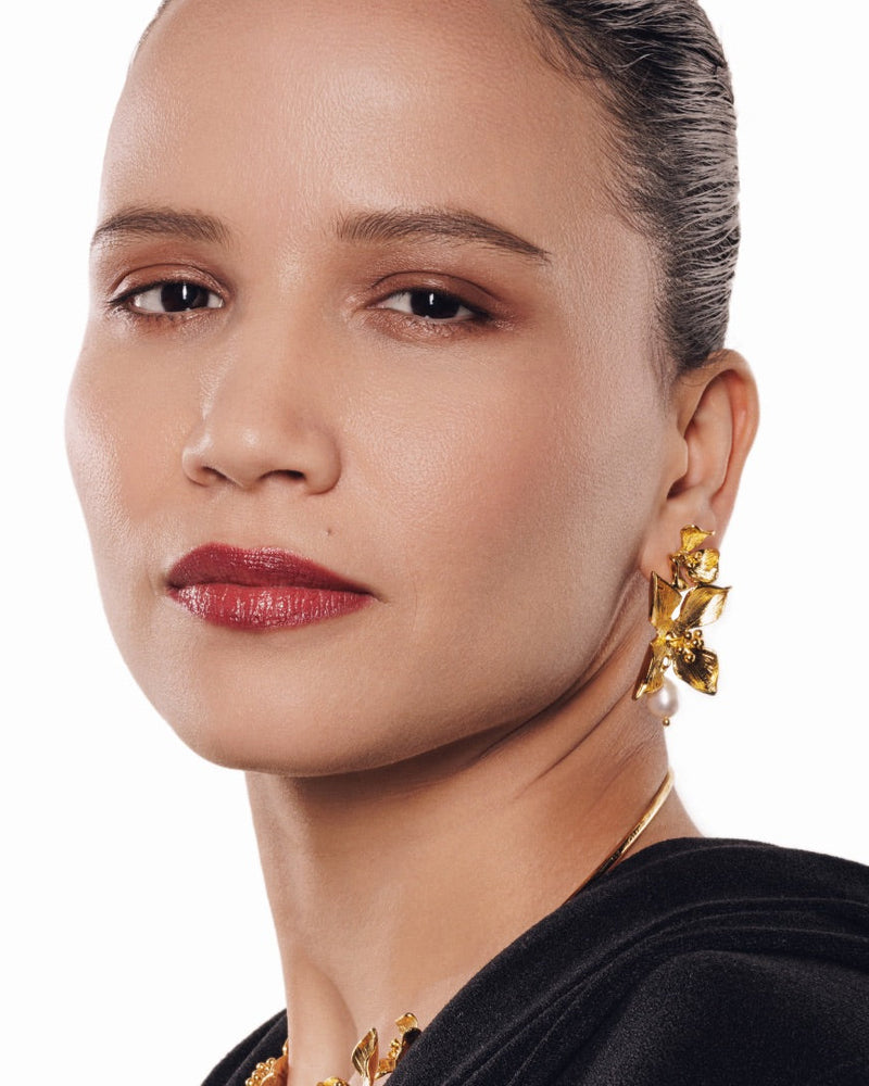 gold plated earrings floral pearl dolce& gabbana earrings lynyer