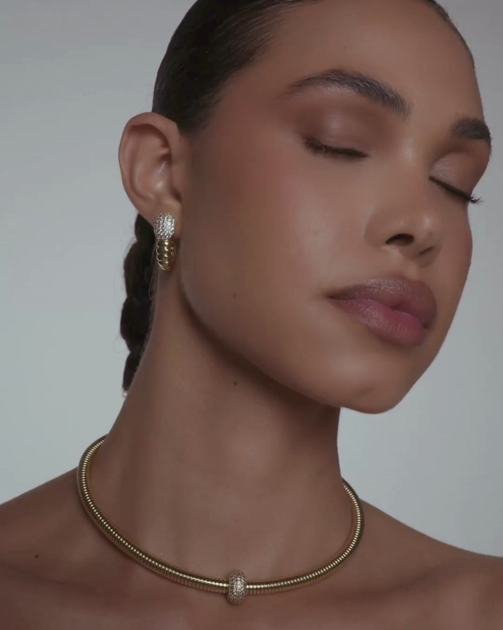sculptural gold statement jewelry